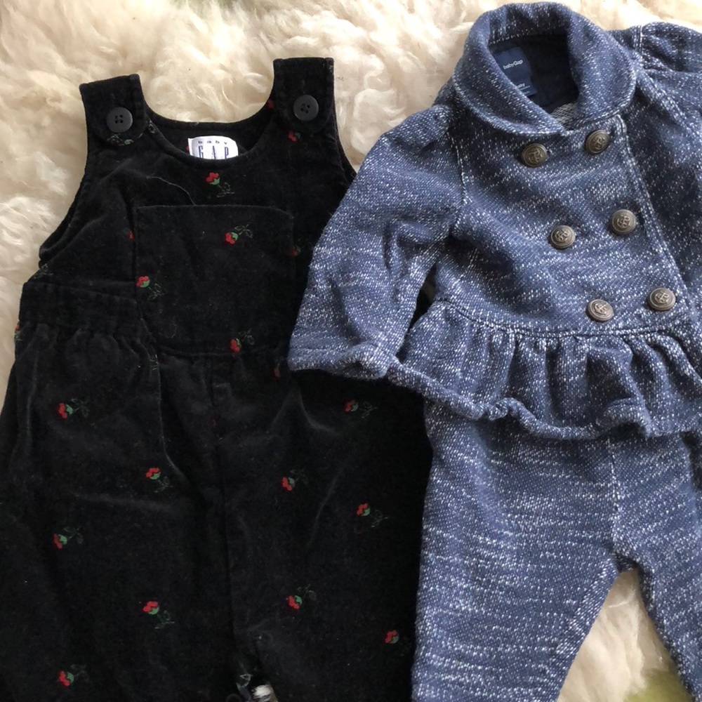 Baby gap 6-12 month lot one piece romper
